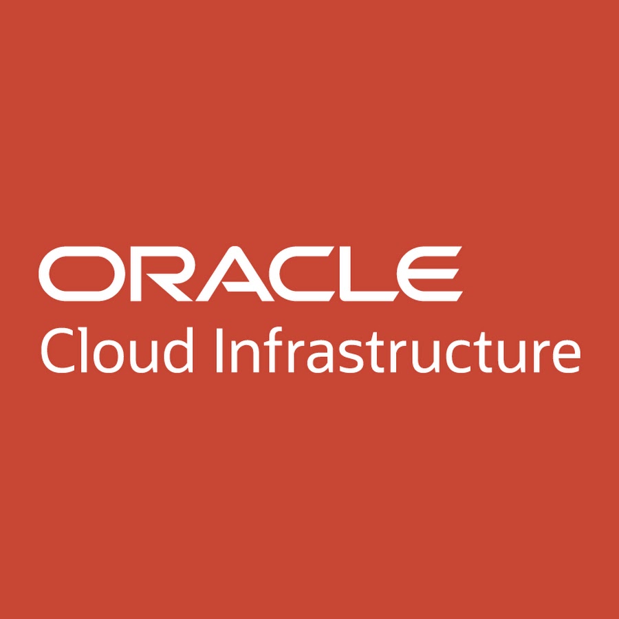 Logotipo da Oracle Cloud Infrastructure, com o nome ‘ORACLE’ em letras brancas grandes na parte superior e o texto ‘Cloud Infrastructure’ abaixo, sobre um fundo vermelho-terra.